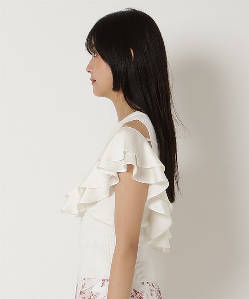 REDYAZEL（レディアゼル）の「フリルドッキングニットトップス（ニット/セーター・レディース・ホワイト/ブラック/ベージュ・FREE）」の4枚目の写真