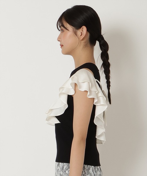 REDYAZEL（レディアゼル）の「フリルドッキングニットトップス（ニット/セーター・レディース・ホワイト/ブラック/ベージュ・FREE）」の10枚目の写真