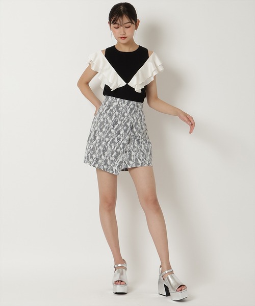 REDYAZEL（レディアゼル）の「フリルドッキングニットトップス（ニット/セーター・レディース・ホワイト/ブラック/ベージュ・FREE）」の12枚目の写真