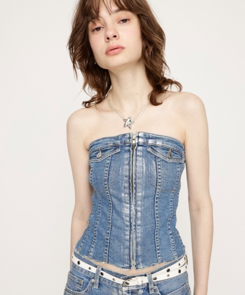 SLY（スライ）の「【限定展開】METALIC FRONT ZIP CORSET メタリック フロント ジップ コルセット（チューブトップ・レディース・シルバー・FREE）」の18枚目の写真