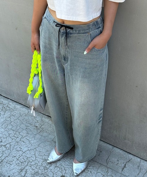CIAOPANIC(チャオパニック)の「【ユニセックス】BAGGYデニム(デニムパンツ・レディース・ブルー/イエロー・MEDIUM/LARGE)」の1枚目の写真