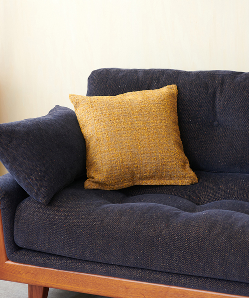 ACME FURNITURE（アクメファニチャー）の「TWEED CUSHION　クッションカバー 45cm角（クッション/クッションカバー・レディース・アイボリー/イエロー/ネイビー・FREE）」の3枚目の写真