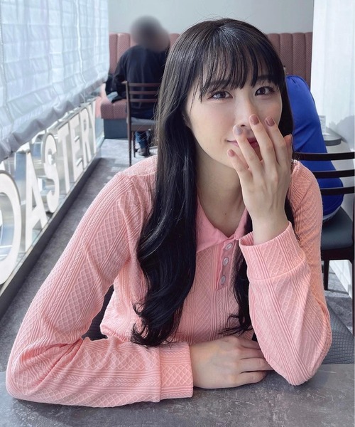 Chick(チック)の「POLO KNIT /長袖ニットポロ ショート丈 ワンポイント刺繍(ポロシャツ・レディース・クリーム/ブラック/ネイビー/ライトブルー・S/M)」の12枚目の写真
