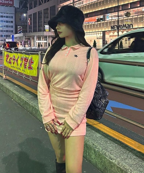 Chick(チック)の「POLO KNIT /長袖ニットポロ ショート丈 ワンポイント刺繍(ポロシャツ・レディース・クリーム/ブラック/ネイビー/ライトブルー・S/M)」の10枚目の写真