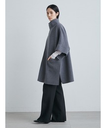 MIESROHE（ミースロエ）の「スーパー140スタンドカラー接結ポンチョ