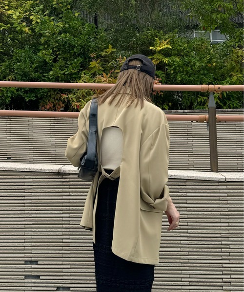 y/m by misato（イムバイミサト）の「バックオープンテーラードジャケット（テーラードジャケット・レディース・アイボリー/ブラック/ベージュ・FREE）」の16枚目の写真