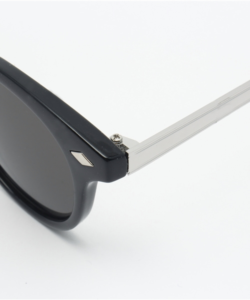 AZUL by moussy（アズールバイマウジー）の「サイドメタルラウンドサングラス（サングラス・レディース・ブラック/ブラウン系その他・FREE）」の6枚目の写真