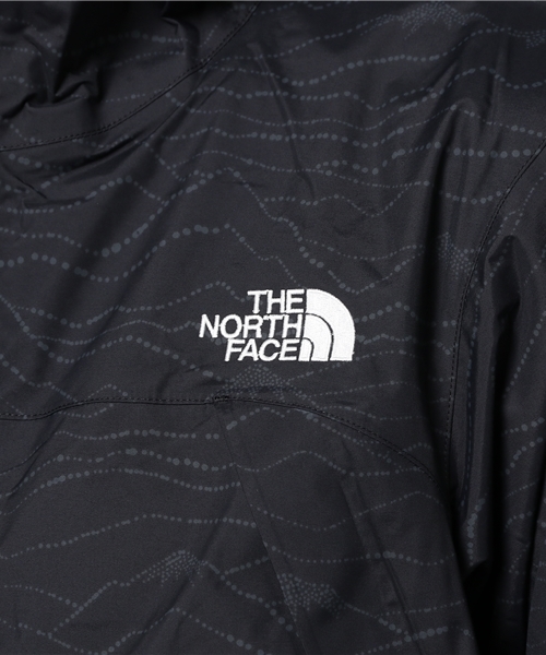 THE NORTH FACE（ザノースフェイス）の「ザ・ノース・フェイス　メンズマウンテンジャケット　/　ノベルティドットショットジャケット（マウンテンパーカー・メンズ・グレー系カモフラージュ/ウッドランド/ストライプ/ブルー系その他/グリーン系その他/ブルー系その他2/ブラック系その他/グリーン系カモフラージュ/ホワイト系その他2/ストーン/グリーン系その他2・MEDIUM/SMALL/LARGE/X-LARGE）」の12枚目の写真