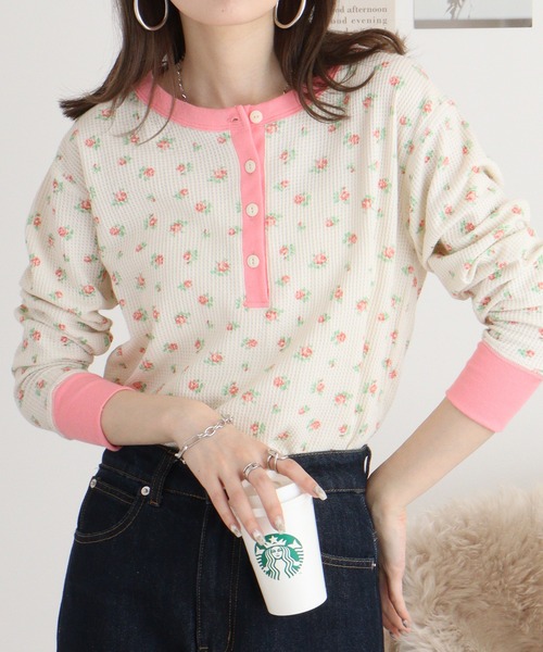 JEMORGAN(ジェーイーモーガン)の「JEMORGAN ワッフル花柄クレリックヘンリー L/S-T(パック)(Tシャツ/カットソー・レディース・ピンク/ストライプ/ラベンダー/ブルー・F)」の3枚目の写真