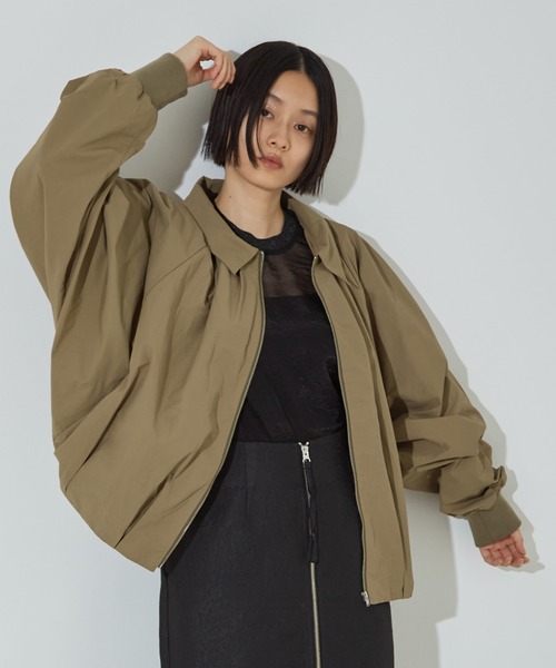 NOMINE(ノミネ)の「【miry】バルカラー ドルマン ブルゾン(ブルゾン・レディース・カーキ/ブラック・フリー)」の2枚目の写真