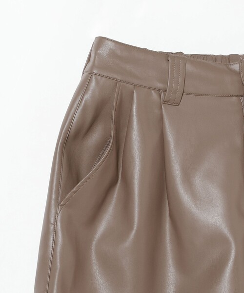 B:MING by BEAMS（ビーミングバイビームス）の「フェイクレザー ハーフ パンツ（S～M）（その他パンツ・レディース・ブラック/ブラウン系その他4・SMALL/MEDIUM）」の19枚目の写真