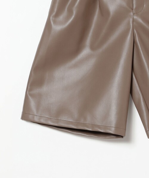 B:MING by BEAMS（ビーミングバイビームス）の「フェイクレザー ハーフ パンツ（S～M）（その他パンツ・レディース・ブラック/ブラウン系その他4・SMALL/MEDIUM）」の21枚目の写真