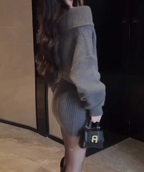 SPIGA(スピーガ)の「オフショルニットタイトワンピース(ワンピース・レディース・ホワイト/ブラック/グレー・FREE)」の6枚目の写真