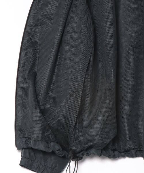 STYLEBLOCK（スタイルブロック）の「裏メッシュ1本パイピングウィンドブレーカー（ブルゾン・メンズ・ネイビー/ブラック/カーキ/レッド・M/L/LL）」の6枚目の写真