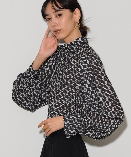 GALLEST（ギャレスト）の「◆ヴィンテージ柄ブラウス（シャツ/ブラウス・レディース・ブラック系4/アイボリー系4・38）」の7枚目の写真