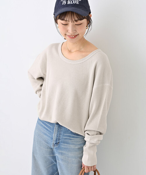 SLOBE IENA（スローブイエナ）の「Uネックワッフルプルオーバー（Tシャツ/カットソー・レディース・チャコールグレー/サファリグリーン/ベージュ・FREE）」の15枚目の写真