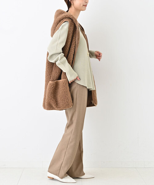 SLOBE IENA（スローブイエナ）の「Uネックワッフルプルオーバー（Tシャツ/カットソー・レディース・チャコールグレー/サファリグリーン/ベージュ・FREE）」の21枚目の写真