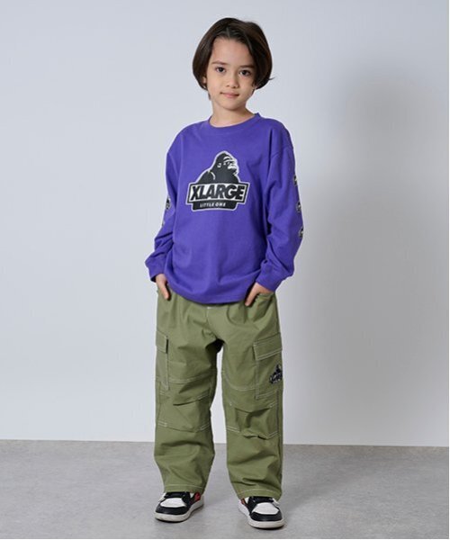 XLARGE KIDS（エクストララージキッズ）の「配色ベルトつきカーゴパンツ（その他パンツ・キッズ・カーキ/ベージュ/ネイビー・90cm/100cm/110cm/120cm/130cm/140cm）」の2枚目の写真