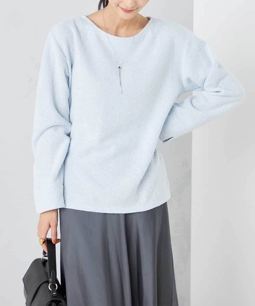 a.v.v(アーヴェヴェ)の「【洗える】ラメニットソートップス(Tシャツ/カットソー・レディース・アイボリー/ダークインディゴブルー・36/38/40/42/34)」の1枚目の写真