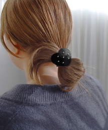 ANEMONE（アネモネ）の「スタッズハートプレートヘアゴム（ヘアゴム）」