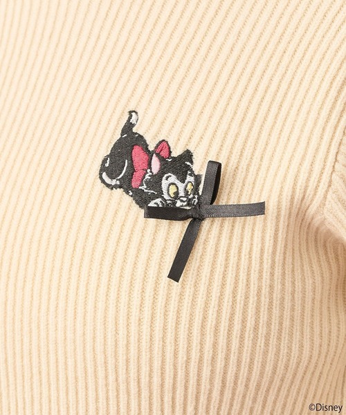 Disney(ディズニー)の「Disney/フィガロ刺繍袖フェザーニット(ニット/セーター・レディース・ブラック/アイボリー・FREE)」の22枚目の写真