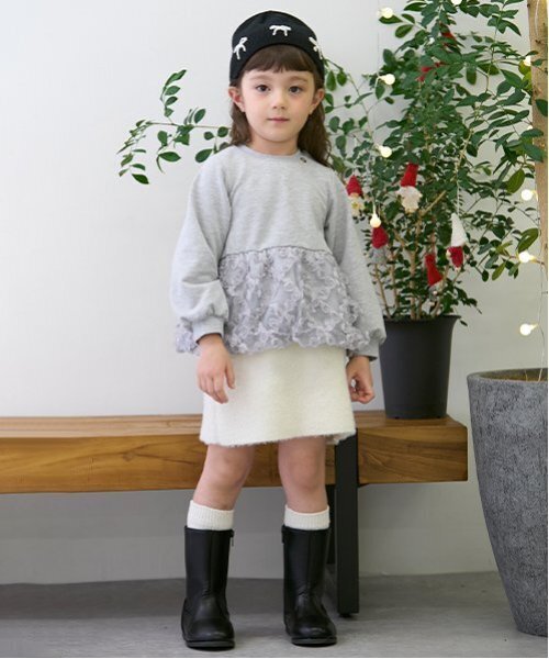 petit main(プティマイン)の「【リンク】ラメニットスカート(キッズ)(スカート・キッズ・アイボリー/グレー・S/M/L)」の2枚目の写真