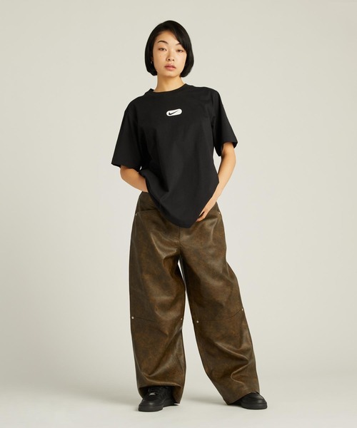 NIKE(ナイキ)の「ナイキ エア フォース 1 '07 ウィメンズシューズ / Nike Air Force 1 '07 Women's Shoes DD8959-001 Black(スニーカー・レディース・ブラック・22/22.5/23/23.5/24/24.5/25/25.5/26/26.5/27/27.5/28/28.5/29)」の5枚目の写真