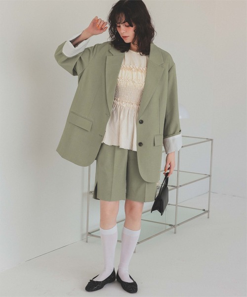 titivate(ティティベイト)の「ワイドスリーブオーバージャケット(テーラードジャケット・レディース・ライトカーキ/ライトベージュ・L/M/S)」の20枚目の写真