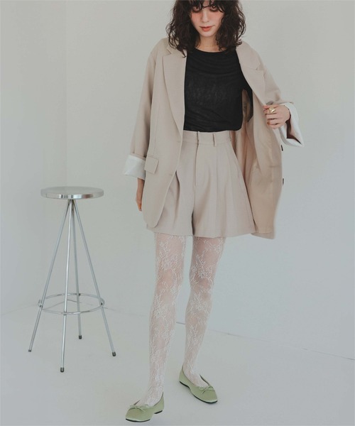 titivate(ティティベイト)の「ワイドスリーブオーバージャケット(テーラードジャケット・レディース・ライトカーキ/ライトベージュ・L/M/S)」の15枚目の写真