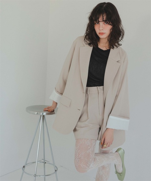 titivate(ティティベイト)の「ワイドスリーブオーバージャケット(テーラードジャケット・レディース・ライトカーキ/ライトベージュ・L/M/S)」の19枚目の写真