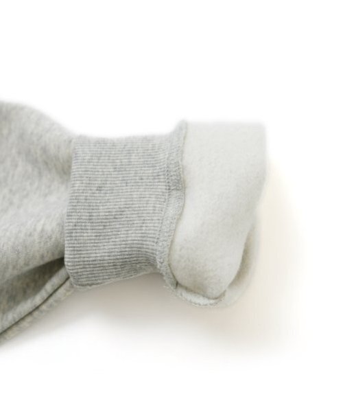 GLAZOS（グラソス）の「【毛玉になりにくいしっかり暖か素材】裏起毛・フードプリントプルオーバーパーカー（スウェット・キッズ・ホワイト/ブルー/グレー/ブラック・S/M/L/LL）」の12枚目の写真