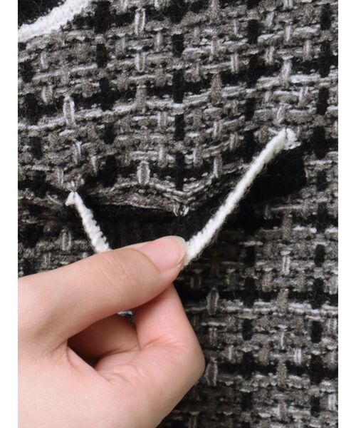 RESEXXY（リゼクシー）の「ツイードニットバイカラートップス【セットアップ着用可能】（ニット/セーター・レディース・ブラック/ブルー/ホワイト・FREE）」の16枚目の写真