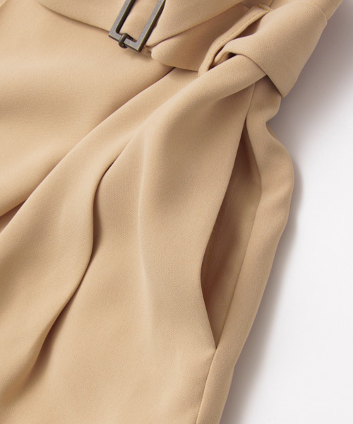 URBAN RESEARCH（アーバンリサーチ）の「UR ラップ風タックパンツ（その他パンツ・レディース・ブラウン系その他/ベージュ/ネイビー・36/38）」の15枚目の写真