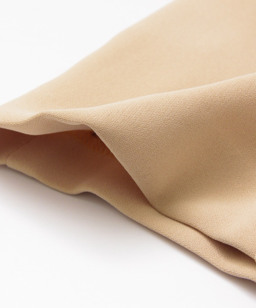 URBAN RESEARCH（アーバンリサーチ）の「UR ラップ風タックパンツ（その他パンツ・レディース・ブラウン系その他/ベージュ/ネイビー・36/38）」の8枚目の写真