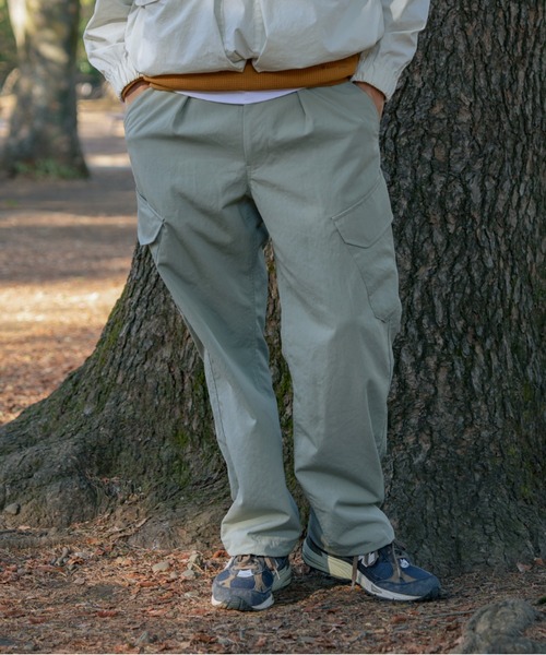 Snow Peak（スノーピーク）の「TAKIBI Weather Cloth Pants 難燃（カーゴパンツ・メンズ・ブラック/ライトオリーブ/ダークベージュ・S/M/L/XL）」の4枚目の写真