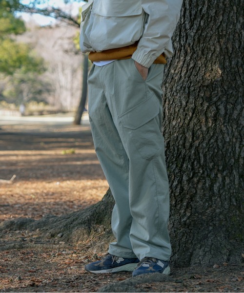 Snow Peak（スノーピーク）の「TAKIBI Weather Cloth Pants 難燃（カーゴパンツ・メンズ・ブラック/ライトオリーブ/ダークベージュ・S/M/L/XL）」の5枚目の写真