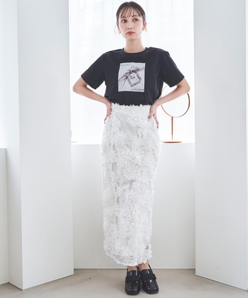 31 Sons de mode(トランテアン ソン ドゥ モード)の「フラワーフォトTシャツ(Tシャツ/カットソー・レディース・ブラック/オフホワイト・フリー)」の17枚目の写真