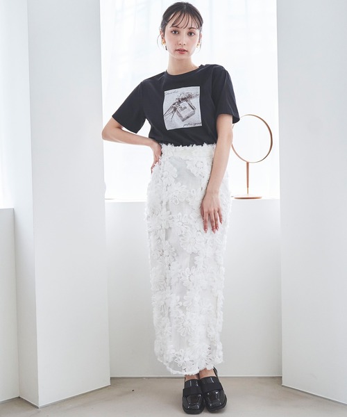31 Sons de mode(トランテアン ソン ドゥ モード)の「フラワーフォトTシャツ(Tシャツ/カットソー・レディース・ブラック/オフホワイト・フリー)」の9枚目の写真