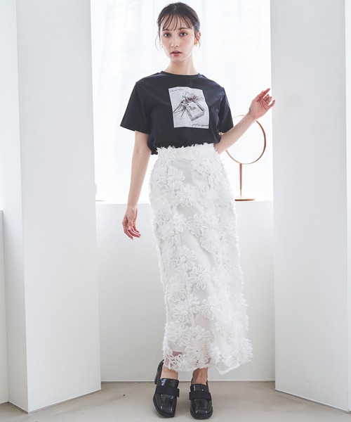 31 Sons de mode(トランテアン ソン ドゥ モード)の「フラワーフォトTシャツ(Tシャツ/カットソー・レディース・ブラック/オフホワイト・フリー)」の10枚目の写真
