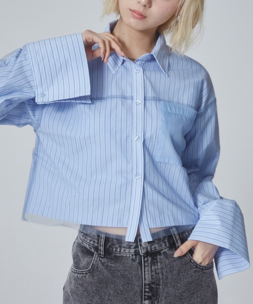 ENVYM(アンビー)の「チュールドッキングショートシャツ(シャツ/ブラウス・レディース・ブルー/ホワイト系その他/ホワイト/ブルー系その他・FREE)」の4枚目の写真