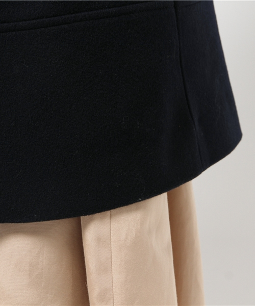 allureville（アルアバイル）の「ブルーフォックスファー付3WAYダウンライナーコート（ポンチョ・レディース・ベージュ/サックスブルー/ネイビー・1/2）」の10枚目の写真