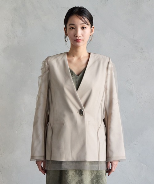 AIMER（エメ）の「チュールレイヤードノーカラージャケット（ノー