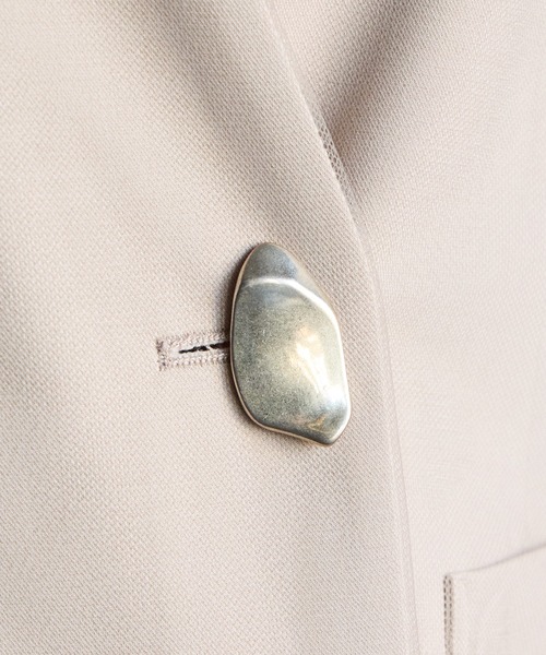 AIMER(エメ)の「チュールレイヤードノーカラージャケット(ノーカラージャケット・レディース・チャコールグレー/ベージュ・MEDIUM)」の20枚目の写真