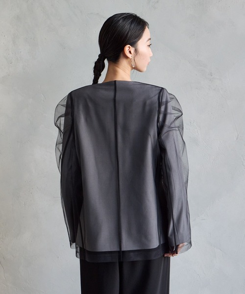 AIMER(エメ)の「チュールレイヤードノーカラージャケット(ノーカラージャケット・レディース・チャコールグレー/ベージュ・MEDIUM)」の10枚目の写真