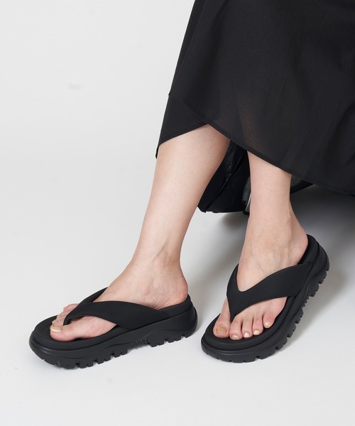 SHAKA(シャカ)の「SHAKA 厚底 パフィ トングサンダル KHAZANA THONG EX(サンダル・レディース・ブラック/ボルドー/ナチュラル・23/24/25/26/27/22/28)」の17枚目の写真