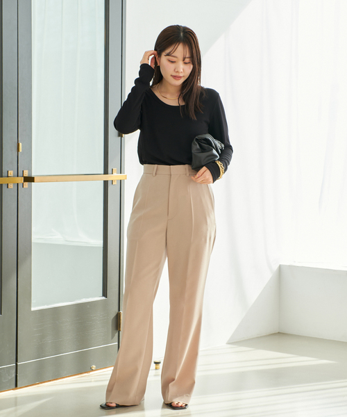 plage(プラージュ)の「Rib Back Open プルオーバー(Tシャツ/カットソー・レディース・ベージュ/ブラック・FREE)」の7枚目の写真