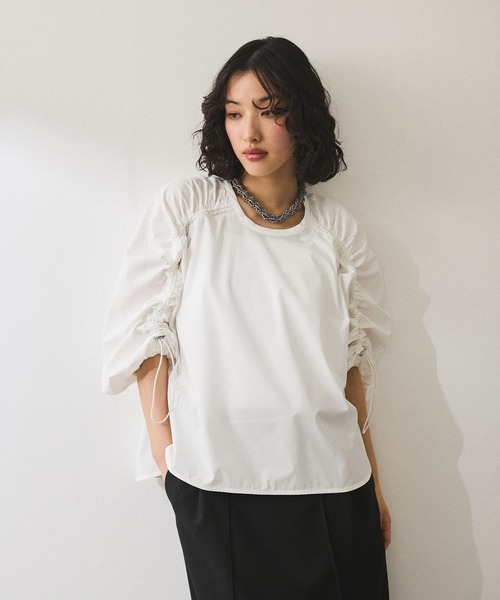 ADAM ET ROPE'(アダムエロペ)の「【WEB限定】ドロストスリーブブラウス(シャツ/ブラウス・レディース・ベージュ/ピンク系その他2/ホワイト/ブラック・FREE)」の8枚目の写真
