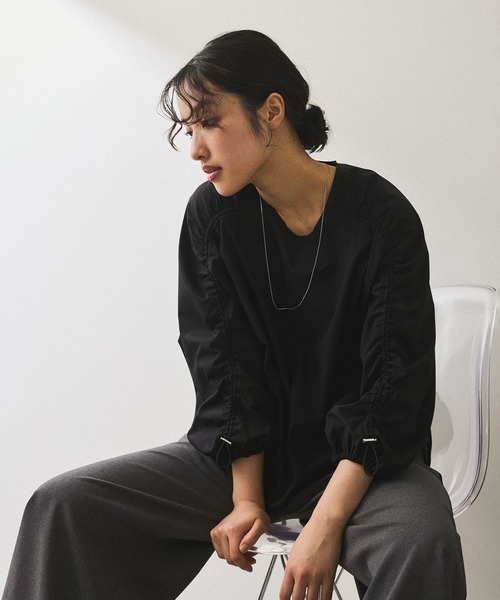 ADAM ET ROPE'(アダムエロペ)の「【WEB限定】ドロストスリーブブラウス(シャツ/ブラウス・レディース・ベージュ/ピンク系その他2/ホワイト/ブラック・FREE)」の12枚目の写真