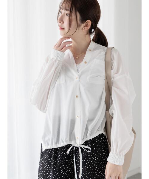 Te chichi TERRASSE（テチチテラス）の「メタルボタンドロストシャツ《2025spring catalog item》（シャツ/ブラウス・レディース・イエロー/チャコールグレー/オフホワイト・F）」の2枚目の写真