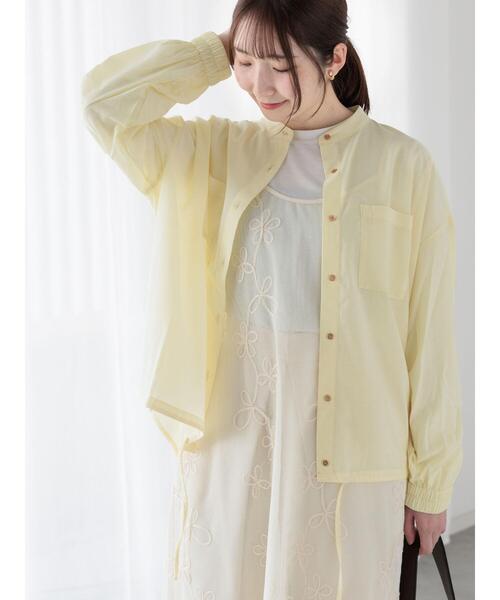 Te chichi TERRASSE（テチチテラス）の「メタルボタンドロストシャツ《2025spring catalog item》（シャツ/ブラウス・レディース・イエロー/チャコールグレー/オフホワイト・F）」の12枚目の写真